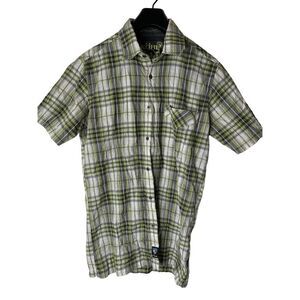 Kuhl short sleeve button down shirt plaid men's size small